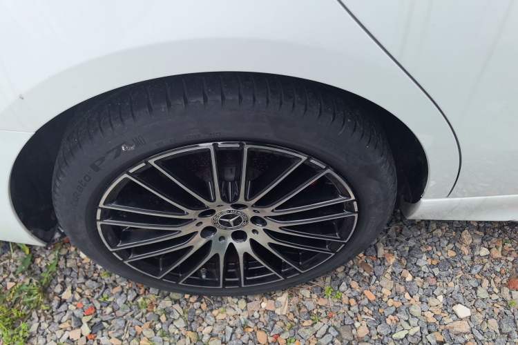 Used Mercedes-Benz C-Class 2023 C 260 L Sport Edition Right Rear Wheel Hub