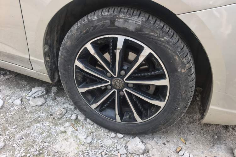 Used Roewe i5 2020 1.5L Automatic 4G Connect Luxury Flagship Edition
