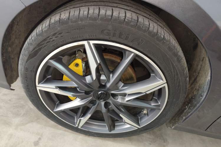 Used GAC Trumpchi EMPOW 2023 270T DCT J16 Version Left Front Wheel Hub