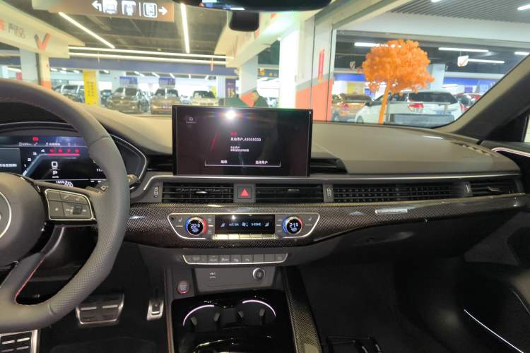 Used Audi S4 2024 S4 Avant 3.0TFSI Audio And AC Panel