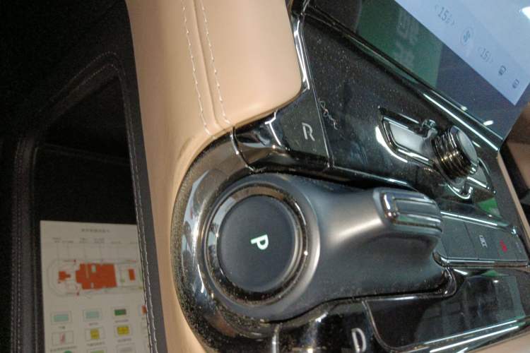 Used Nio ES8 2020 580 km Range Signature Edition Six-Seater Version
