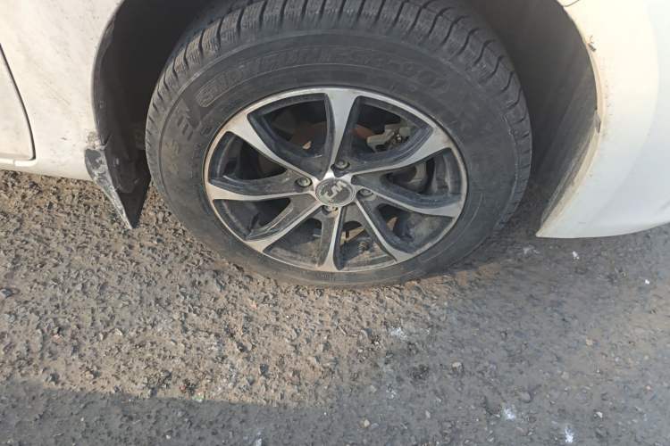 Used Toyota YARiS L Zhi Xuan 2014 1.3E Manual Charm Edition
