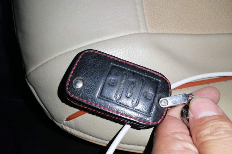 Used Roewe RX8 2018 30T Smart Connectivity Two-Wheel Drive Supreme Edition