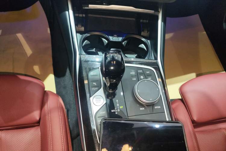 Used BMW 3 Series 2022 Updated 325Li M Sport Package Gear Lever