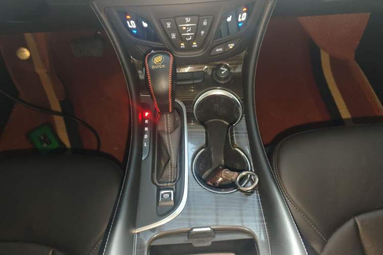 Used Buick Envision 2020 20T Two-Wheel Drive Elite Version
