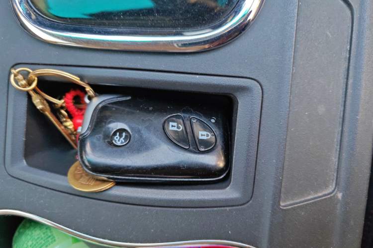 Used BYD S7 2015 2.0T Automatic Prestige Model