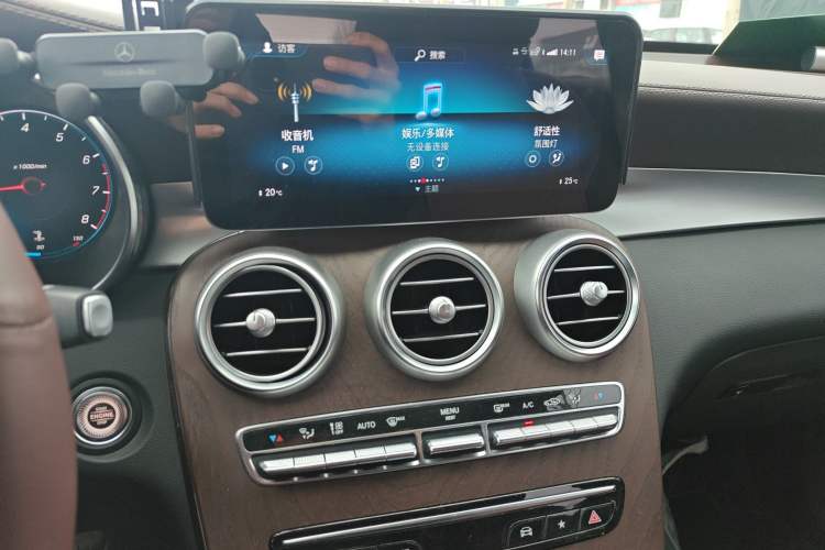 Used Mercedes-Benz GLC 2022 GLC 260 L 4MATIC Luxury Model