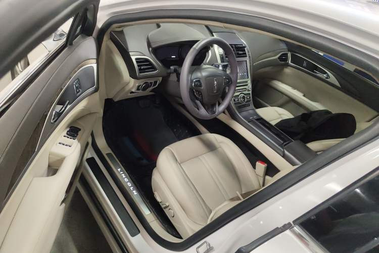 Used Lincoln MKZ 2017 2.0T Luxury Edition