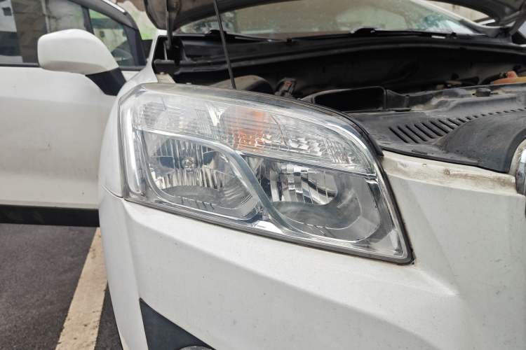 Used Chevrolet Trax 2016 1.4T Automatic Two-Wheel Drive Comfort Version with Sunroof