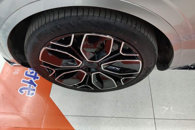 Used Avatr 11 2022 Long-Range Dual-Motor Luxury Edition 5 Seats
