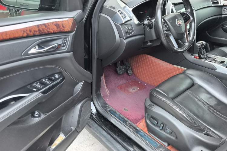 Used Cadillac SRX 2015 3.0L Elite Model