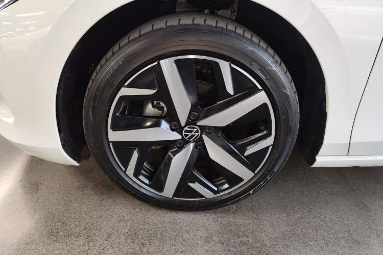 Used Volkswagen Lamando 2024 Lavida L 280TSI DSG Cool & Spicy Edition