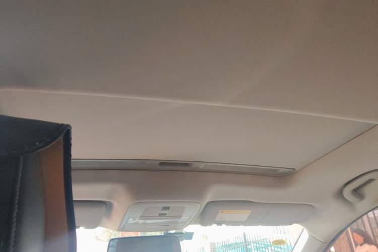 Used Roewe i6 2018 20T Automatic Internet Smart Edition