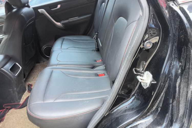 Used Haval H6 2015 Revised Version Sport Edition 1.5T Manual 4x4 Elite Trim Left Rear Seat