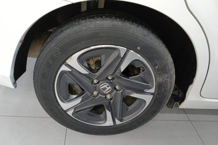 Used Honda Envix 2019 180TURBO CVT Enjoyment Version China V Exterior 5