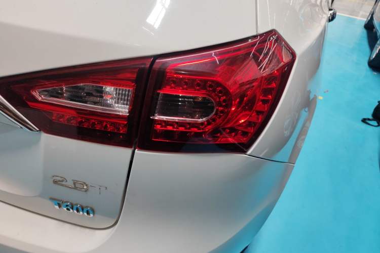 Used Zotye T600 2016 1.5T Manual Luxury Model Right Rear Taillight