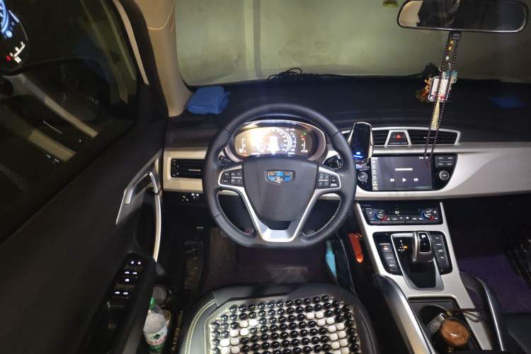 Used Geely Auto Emgrand X7 Sport 2020 1.8TD DCT Two-Wheel Drive Smart Connect 4G-Enabled Version Steering Wheel