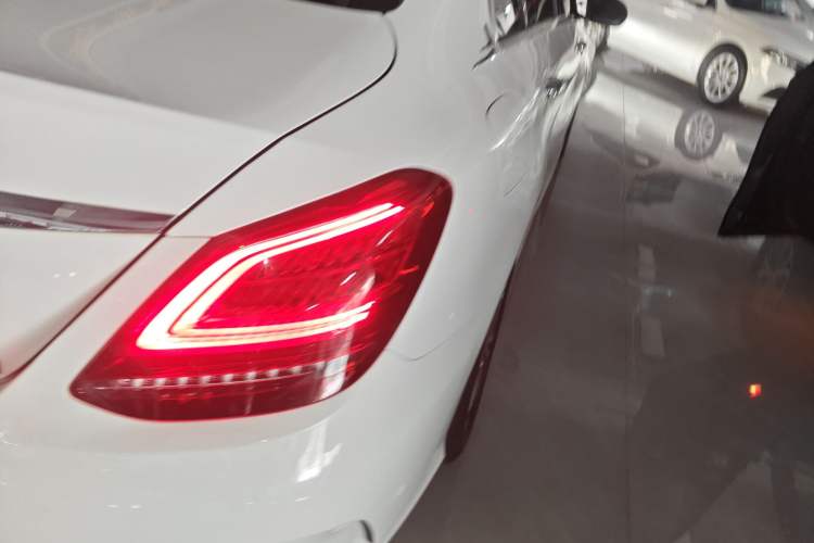 Used Mercedes-Benz C-Class 2021 C 200 L Fashion Edition Sport Version
