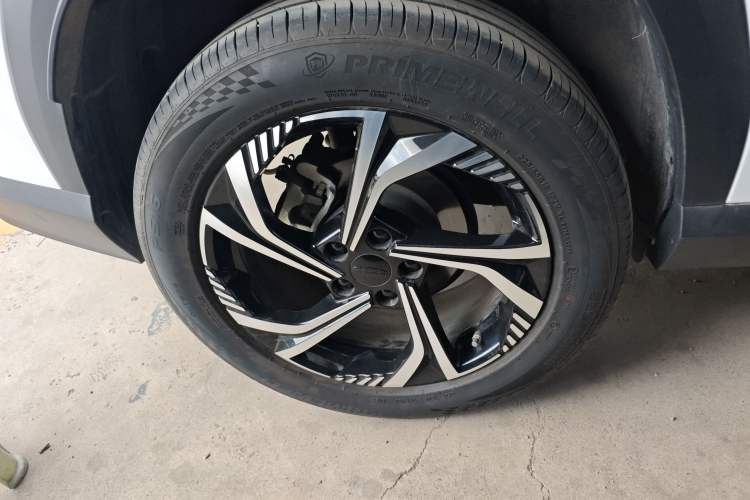 Used Geely Auto Emgrand X7 Sport 2024 1.5TD Smart Connect+ Exterior 5