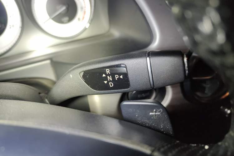 Used Mercedes-Benz GLK-Class 2015 GLK 300 4MATIC Fashion Edition Ultimate Version
