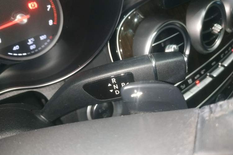 Used Mercedes-Benz C-Class 2016 C 200 L