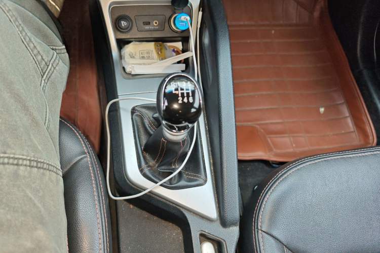 Used JAC Group Refine S3 2014 1.5L Manual Luxury Smart Model Gear Lever