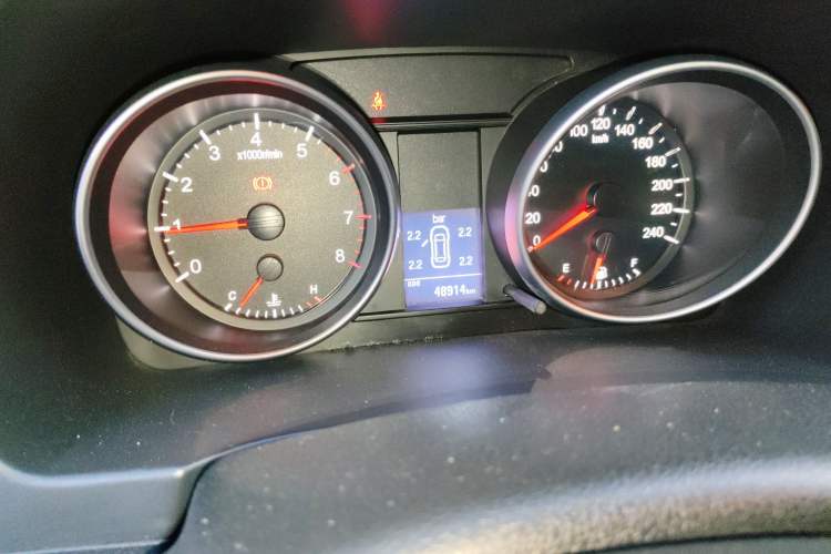 Used Haval H6 2013 Upgraded Model 1.5T Manual Two-Wheel Drive Urban Version