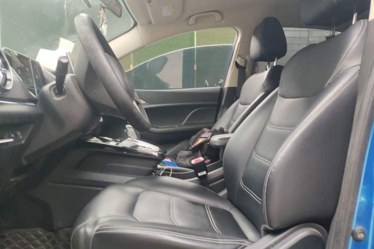 Used BYD Yuan New Energy 2019 EV535 Smart Connect Trendsetting Model Left Front Seat