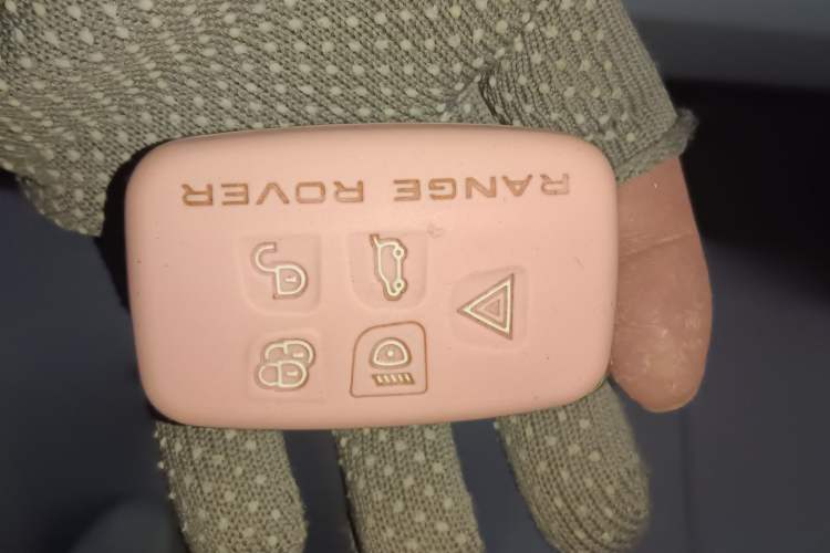 Used Land Rover Range Rover Evoque 2018 240 PS SE Smart Brilliance Edition