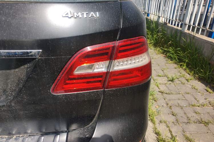 Used Mercedes-Benz M-Class 2014 ML 320 4MATIC
