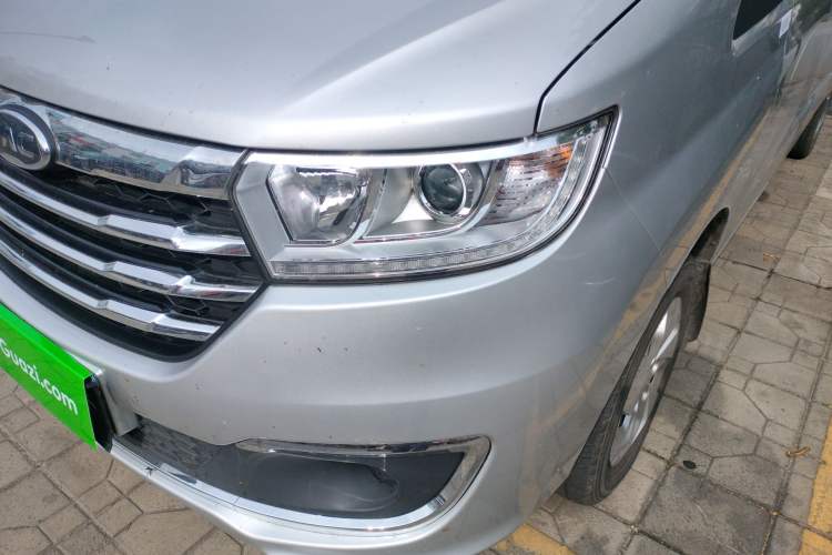 Used JAC Refine M3 2023 PLUS 1.5T 9-Seater Smart Connectivity Version