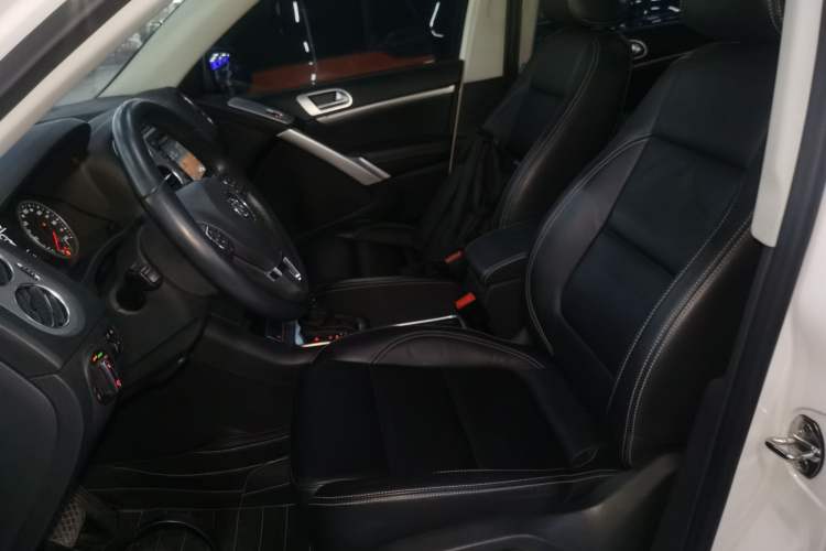 Used Volkswagen Tiguan L 2017 300TSI Automatic Two-Wheel Drive Silk Road Comfort Edition