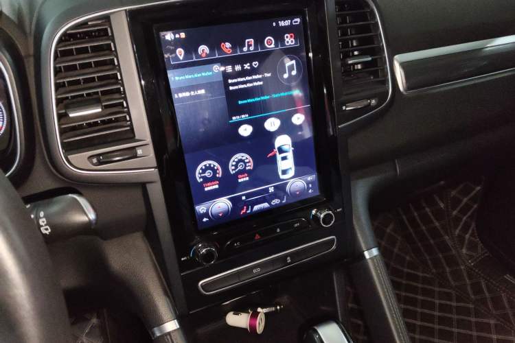 Used Renault Koleos 2017 2.0L Two-Wheel-Drive Leading Edition