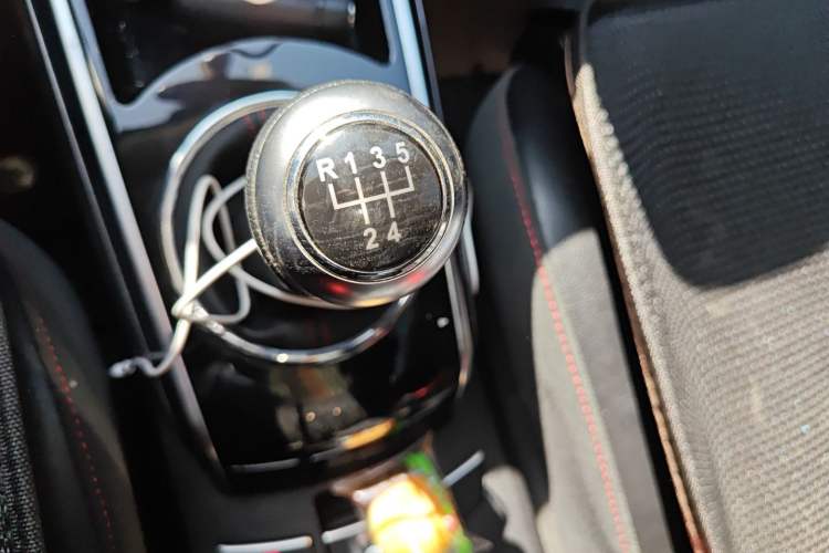 Used Zotye Domy X5 2017 Upgraded Model 1.5T Manual Supreme Edition