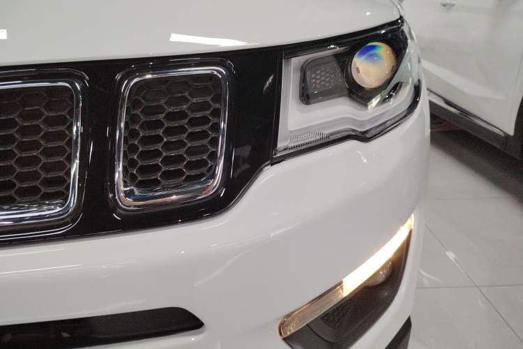 Used Jeep Compass 2020 220T Automatic Leading Edition