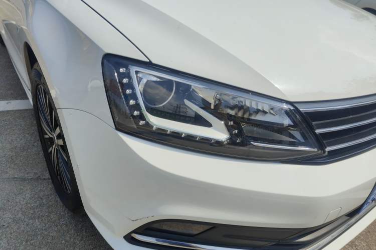 Used Volkswagen Sagitar 2016 230TSI 25th Anniversary Edition