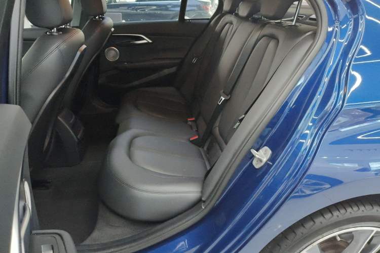 Used BMW 1 Series 2021 120i M Sport Edition Left Rear Seat