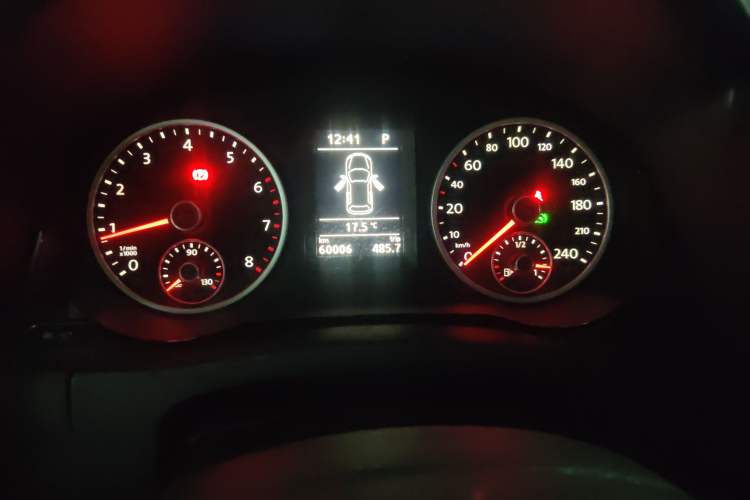 Used Volkswagen Tiguan 2013 1.8 TSI Automatic Two-Wheel Drive Comfort Edition Instrument Cluster