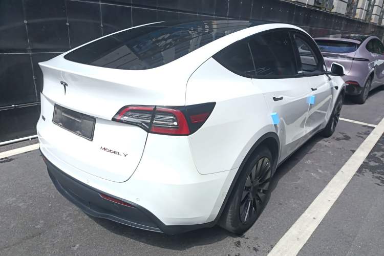 Used Tesla Model Y 2021 Standard Range Rear-Wheel Drive Version
