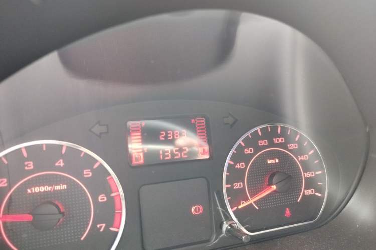 Used Wuling Hongguang V 2022 1.5L Jingqu Edition Electric-Assist LAR