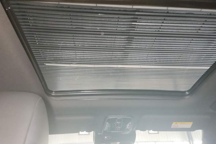 Used GAC Trumpchi GS8 2022 Linghang Series 2.0 TGDI Two-Wheel-Drive Luxury Smart Connectivity Version (7 Seats)