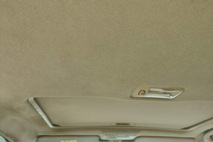 Used BYD L3 2012 1.5L Manual Luxury Version Headliner