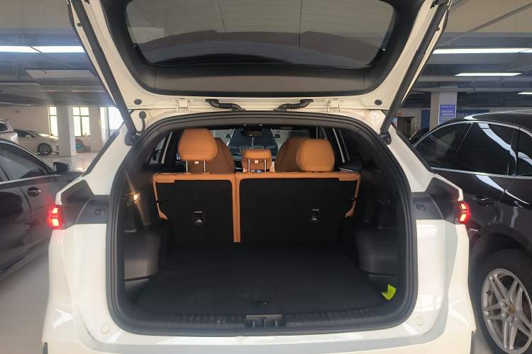 Used Geely Galaxy L7 2025 EM-i 115km Exploration+ Edition