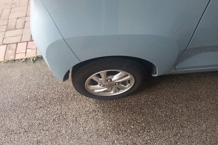 Used Wuling Hongguang MINIEV 2020 Enjoy Edition Lithium-Ion Battery Right Rear Wheel Hub