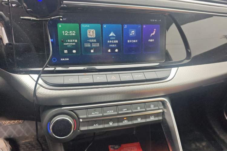 Used Dongfeng Aeolus AX7 2020 1.6T Automatic AI Navigation Model China VI Standard
