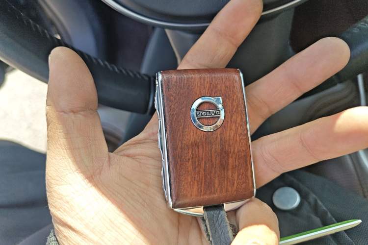 Used Volvo XC90 New Energy 2022 E-Drive Hybrid T8 Luxury Flagship 7-Seater