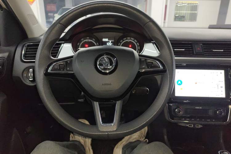 Used Skoda Rapid 2020 1.5L Manual Comfort Edition Steering Wheel