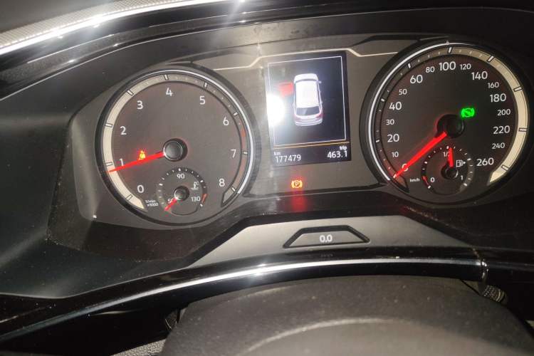 Used Volkswagen Tayron 2019 330TSI Two-Wheel-Drive Luxury Version China V Emission Standard Odometer Close Up