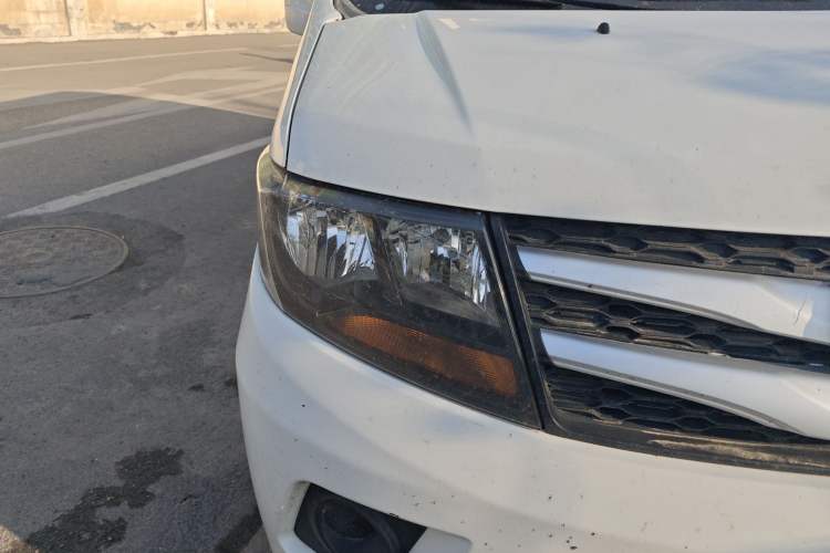 Used JAC Refine M3 2018 1.6L Express Edition 7-Seater Right Front Headlight