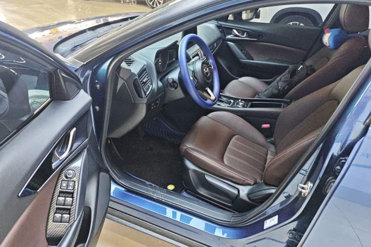 Used Mazda CX-4 2021 2.0L Automatic Two-Wheel Drive Blue Sky Exploration Edition
